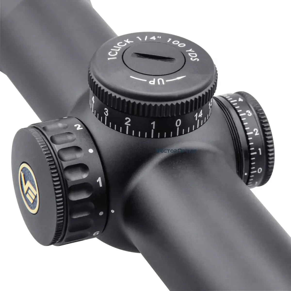 Detailansicht der Verstelltürme des Continental X6 2–12×50 Zielfernrohrs mit 1/4 MOA Klickverstellung für präzise Justierung auf 100 Yards.