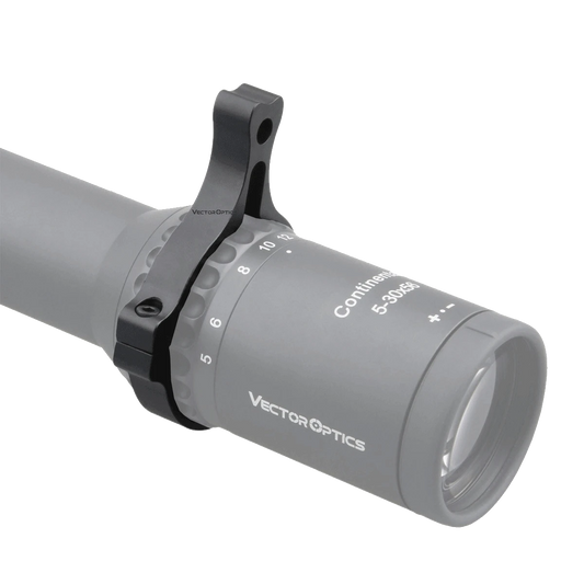 Verstellring für Zielfernrohr - Zoomhebel aus Aluminium, montiert auf Continental Zielfernrohr mit 48 mm Durchmesser für schnelle Vergrößerung.
