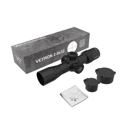 Veyron 2–8×32 IR Zielfernrohr im Lieferumfang mit Schutzkappen, Reinigungstuch und Originalverpackung. Kompaktes SFP für präzise Zieloptik.