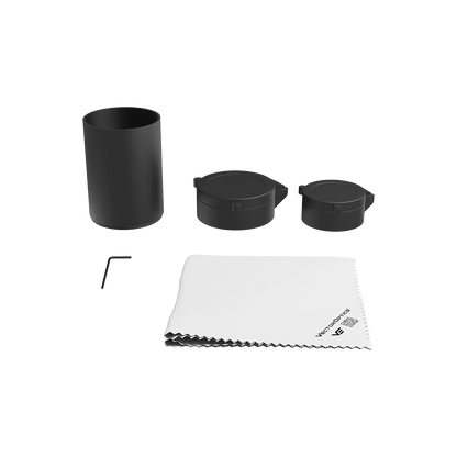 Zubehörset für Hugo 6-24x50GT SFP Zielfernrohr inklusive Sonnenblende, Flip-Caps, Reinigungstuch und Inbusschlüssel für Montage und Pflege.