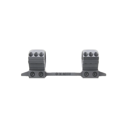 Frontansicht der X-Accu Blockmontage mit 11mm Dovetail, zeigt stabile Schraubverbindungen für sicheren Halt des Zielfernrohrs.