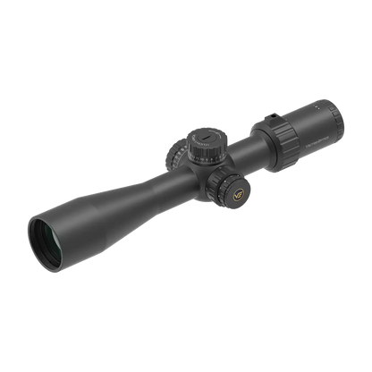 Vector Optics Tauron 6-24x50 HD Zielfernrohr mit MOA-Absehen und taktischen Türmen für präzise Zielerfassung auf große Distanzen.