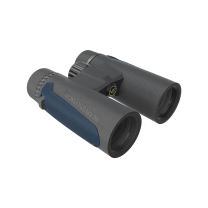 Vector Optics Continental 10x42 ED Fernglas mit rutschfestem Griff und robuster Bauweise für klare Sicht bei allen Lichtverhältnissen.