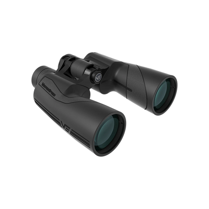 Kompaktes Forester 7x50 Fernglas mit IP67-Schutz, seitlich geneigte Ansicht. Perfekt für Naturbeobachtung mit hoher Lichtdurchlässigkeit.