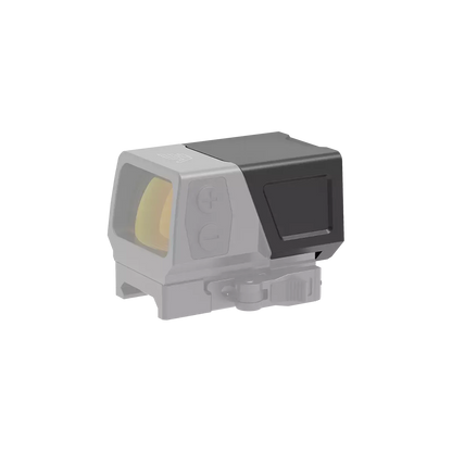 Aluminium Schutzkappe für SCRD-SM44 und SCRD-65 montiert auf Red Dot Visier, idealer Wetterschutz für Zieloptiken im Outdoor-Einsatz.