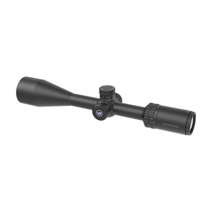 Hugo 6-24x50 SFP Zielfernrohr mit wetterfestem Design und taktischen Verstelltürmen für zuverlässige Zielgenauigkeit bei jedem Wetter.