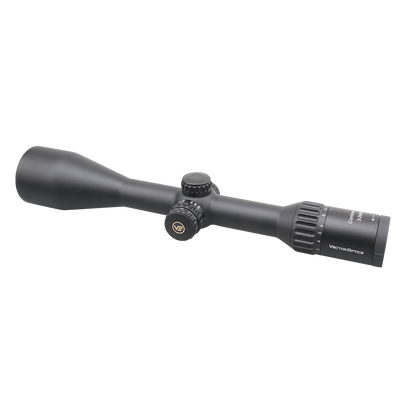 Schrägansicht des Continental x8 3-24x56 SFP - Jagd Zielfernrohr mit hoher Lichttransmission und taktischen Einstellmöglichkeiten.