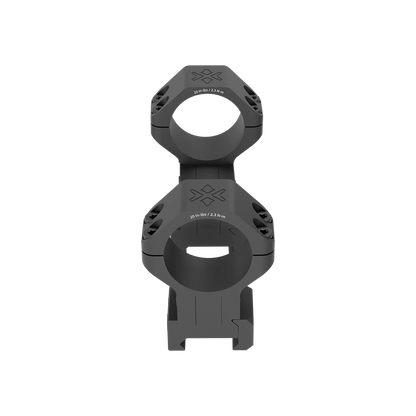 Obere Draufsicht der verstellbaren 30mm Cantilever Zielfernrohr-Ringe XASR-3060 mit robustem Aluminiumkörper für Picatinny-Montage.