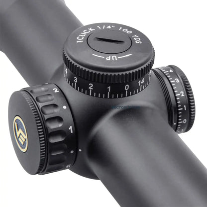 Detailansicht der Verstelltürme des Continental X6 2–12×50 Zielfernrohrs mit 1/4 MOA Klickverstellung für präzise Justierung auf 100 Yards.