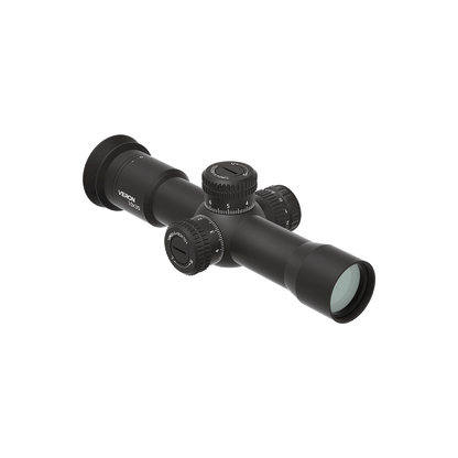 Seitliche Perspektive des Veyron Plus Zielfernrohrs 10x30 mit BDC-Absehen und griffigen Einstellrädern für präzise Zielanpassung.